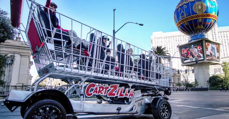 Las Vegas: 1-Hour Ride in a Giant Shopping Cart - Key Points