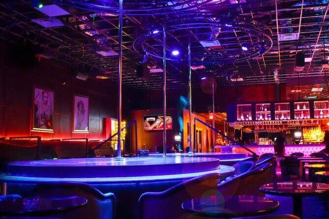 LAS VEGAS: Bachelor Party Experience including LIMOUSINE - Who Should Book This Experience?