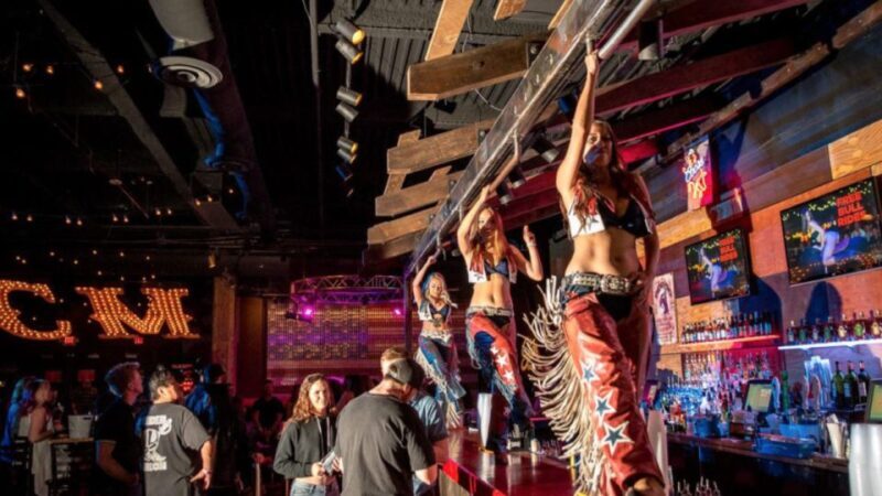 Las Vegas: Country Bar Crawl by Party Bus w/ Mixed Drinks - Key Points