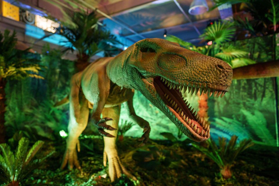 Las Vegas: Dino Safari Walk Through Adventure Entry Ticket - Learn About Dinosaur Evolution