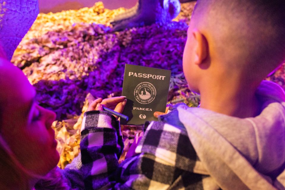 Las Vegas: Dino Safari Walk Through Adventure Entry Ticket - Discover Dinosaur Habitats and Fossils