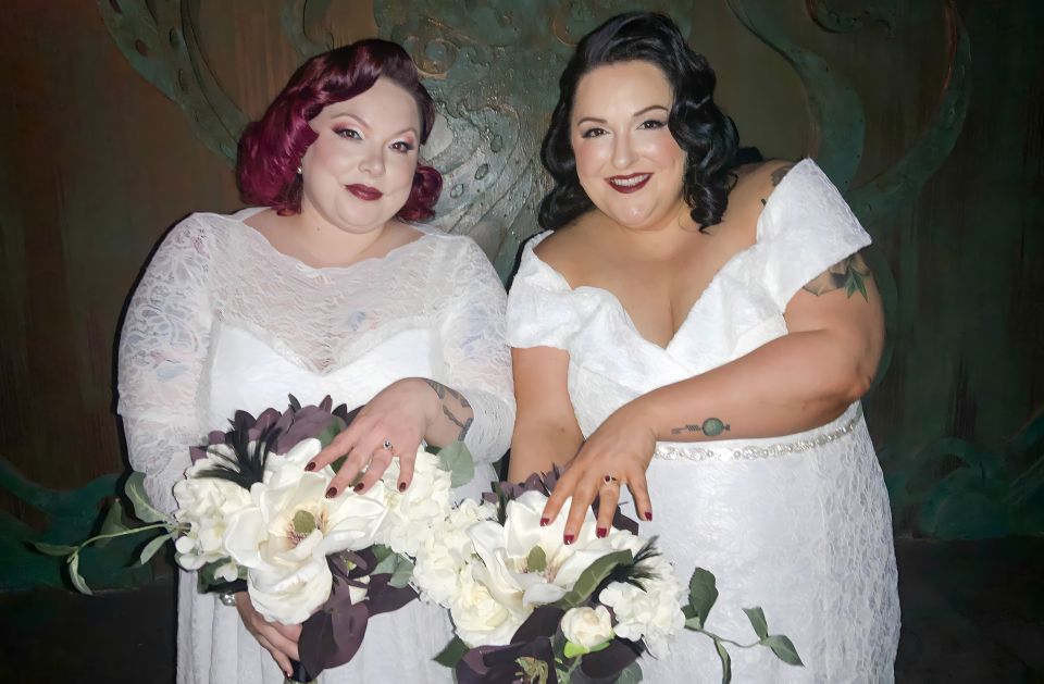 Las Vegas: Gothic Chapel Wedding With Photography Included - Immersive Ambiance and Vintage Charm