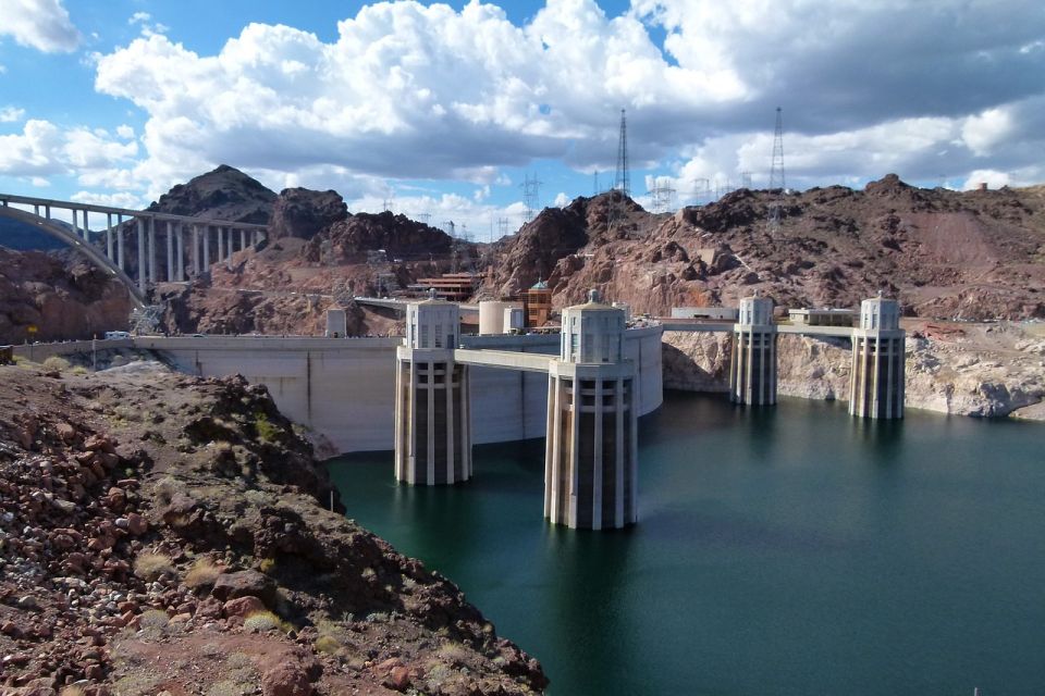Las Vegas: Hoover Dam, Craft Beer & Comedy Show Tour - Highlights