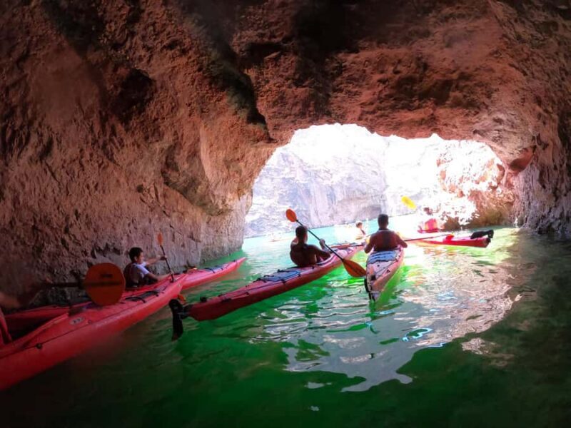 Las Vegas: Hoover Dam & Emerald Cave Kayak Combo with Lunch - Lunch on the Beach: A Relaxing Break