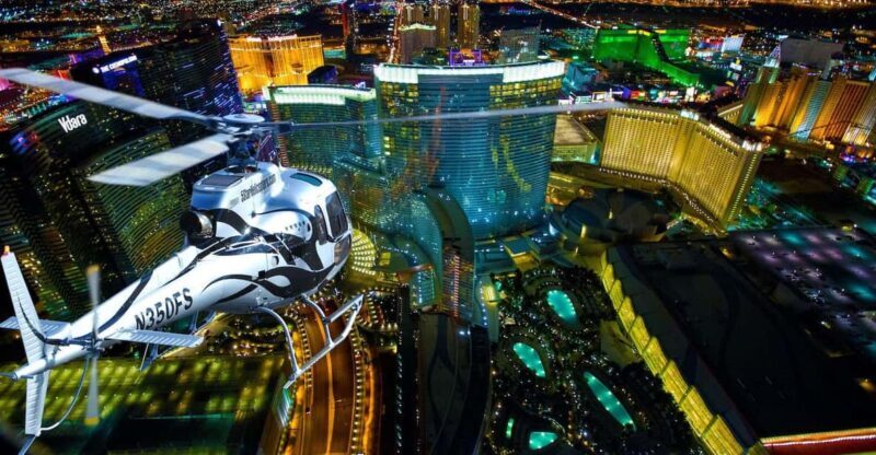 Las Vegas: Nighttime Helicopter Flight over the Strip - An In-Depth Look at the Experience