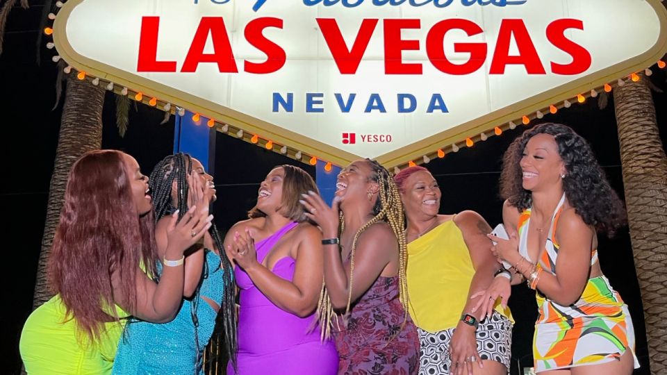 Las Vegas: Private Party Bus Tour of Vegas Strip W Champagne - Onboard Stripper Pole Experience