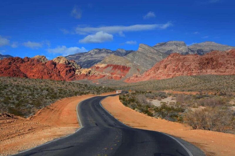 Las Vegas: Red Rock Canyon & 7 Magic Mountains Tour - Key Points