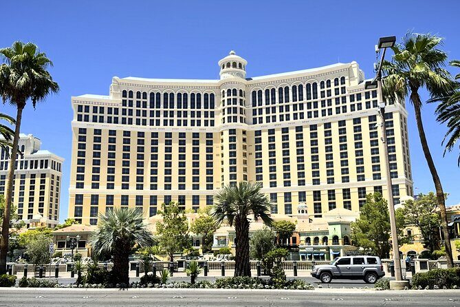 Las Vegas Sightseeing Tour with Photo Stops - Who Should Consider This Tour?