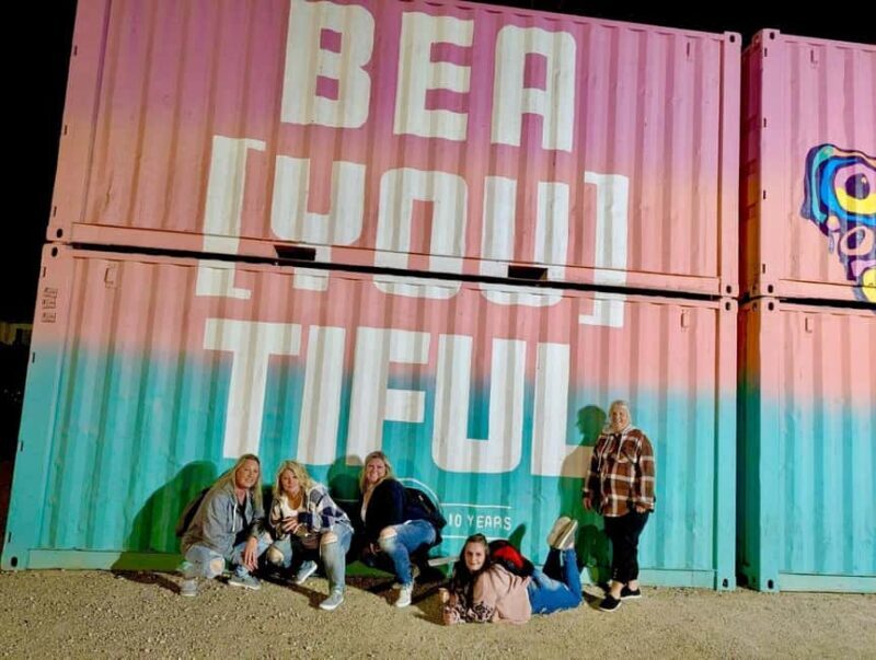 Las Vegas Strip Limo Tour with Meal & Drinks on Fremont - Key Points