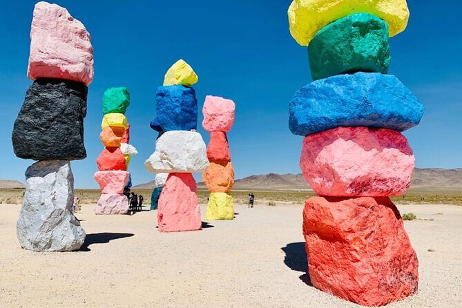 Las Vegas Strip Tour with Desert Landmarks and History by Hummer - Who Should Consider This Tour?