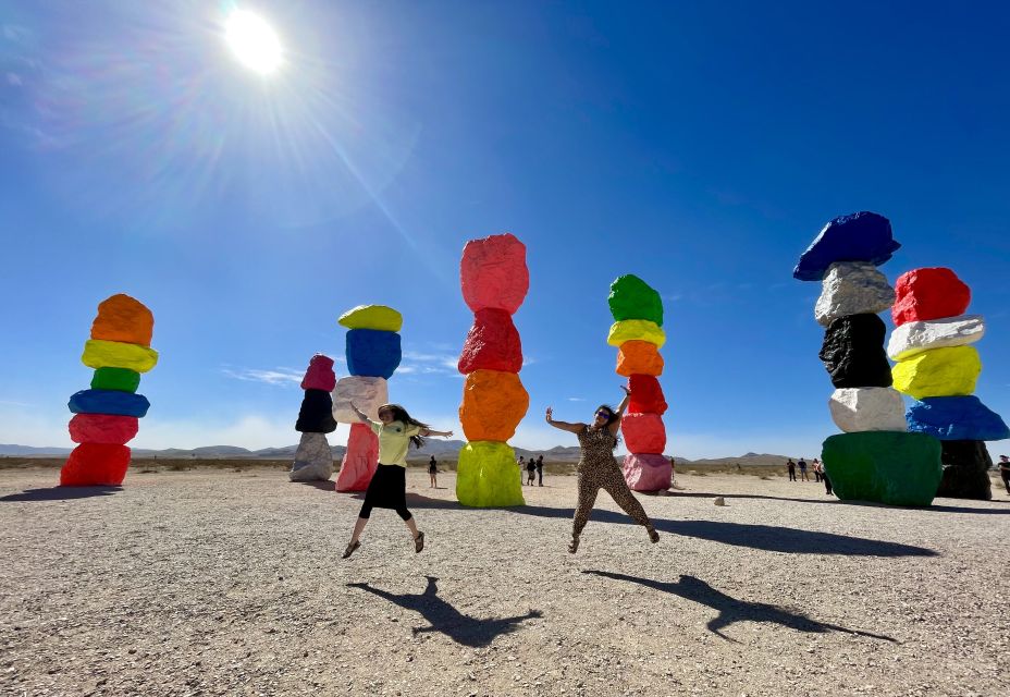 Las Vegas: Sunset Hike and Photography Tour Near Red Rock - Hiking and Fitness Level
