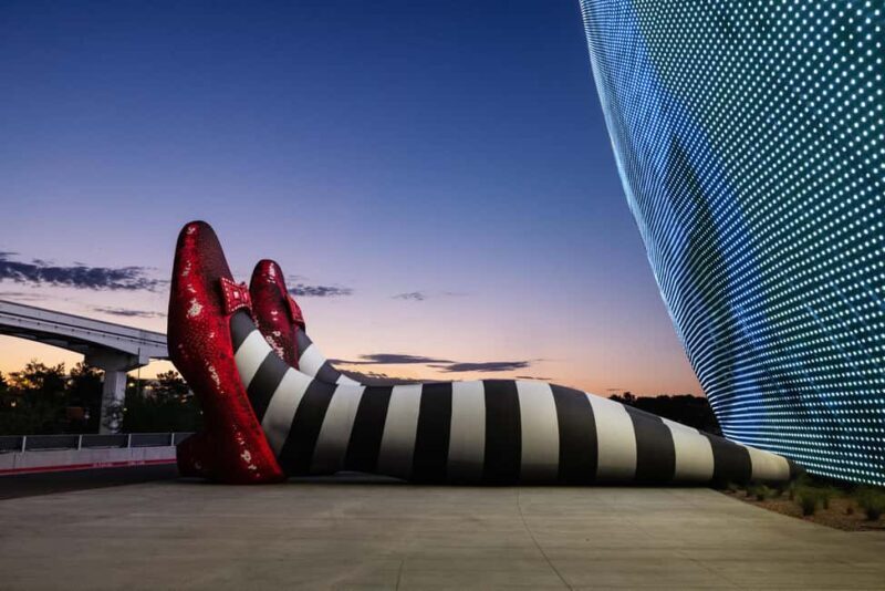 Las Vegas: The Sphere Experience  The Wizard of Oz - A Detailed Look at the Wizard of Oz at Sphere Experience