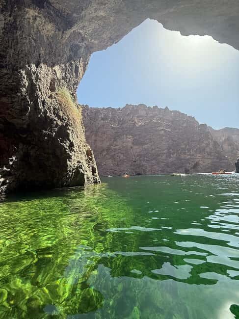 Las Vegas/Willow Beach: Guided Kayak Tour to Emerald Cave - A Detailed Look at the Kayak Tour Experience