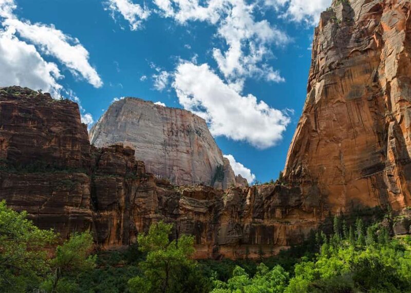 Las Vegas: Zion National Park Guided Tour with Lunch - Starting the Journey from Las Vegas
