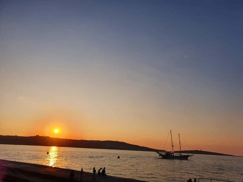 Late afternoon cruise to the Blue Lagoon and seacaves - An In-Depth Look at the Sunset Cruise Experience