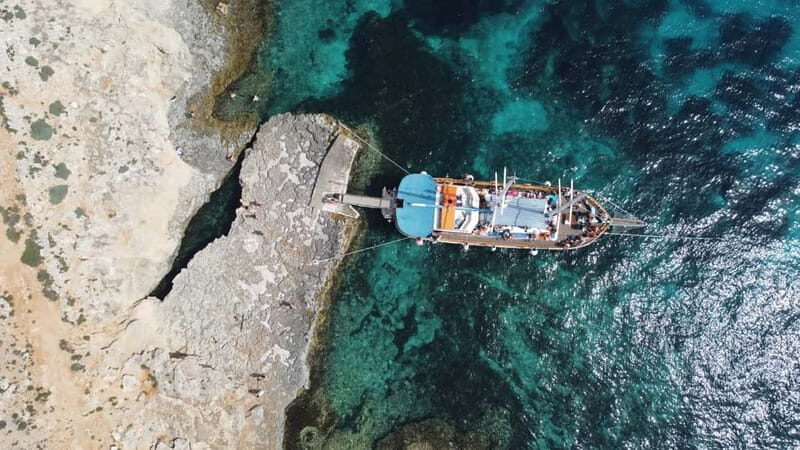 Late afternoon cruise to the Blue Lagoon and seacaves - Who Will Love This Tour?
