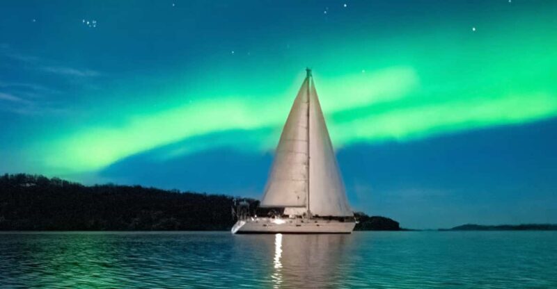 Late Night Sailing With Northern Light Chase - Included Amenities