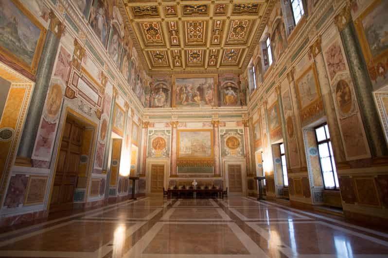 Lateran Palace Entry Ticket With Audio Guide - Uncovering the Secrets of the Sancta Sanctorum