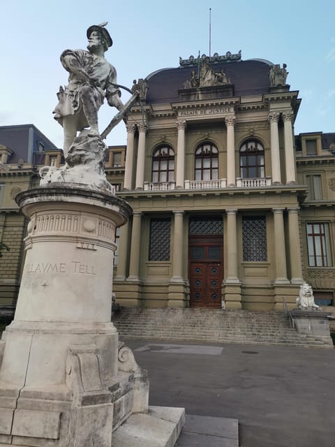 Lausanne: Old Town Guided Walking Tour - Itinerary and Highlights