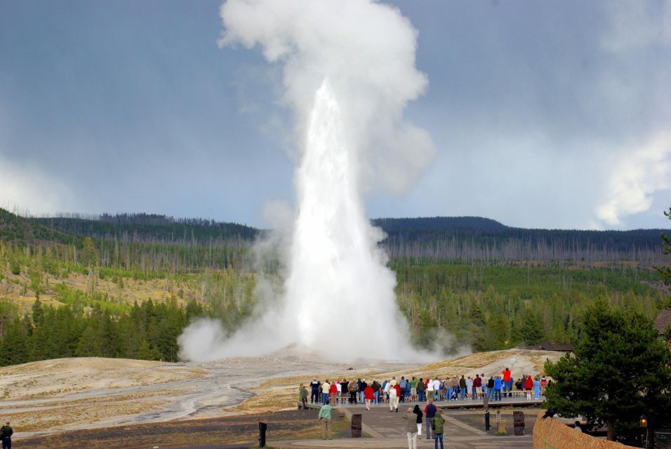 LAX 6-day Tour Unique Yellowstone National Park Experience - Experience Description