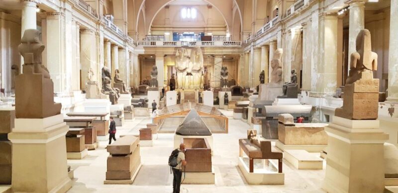 Layover Tour to Pyramids, the Museum, Bazaar and Light Show - Tour Guide Information