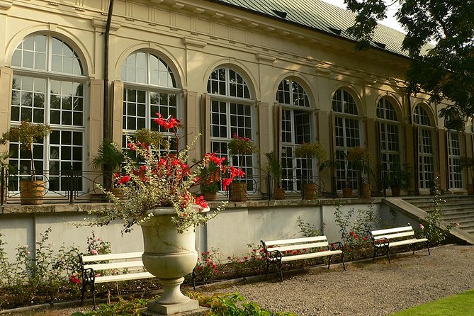 Lazienki Park + Museum of King Jan IIIS Palace at Wilanow:Small Group /Pick-Up/ - Accessibility
