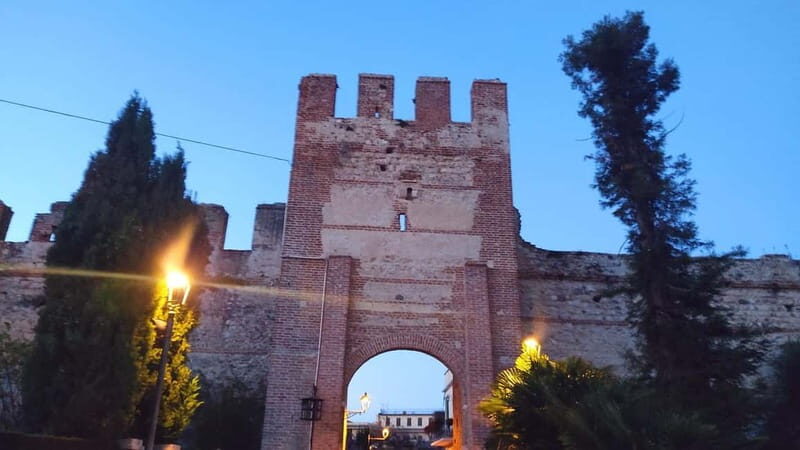 Lazise Private Tour: Timeless Charm of Lake Garda - What This Tour Offers
