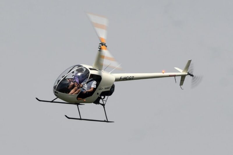 LE HAVRE: 20 Minutes Helicopter Flying LEsson - Booking Information