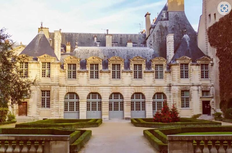 Le Marais and the Bastille - The Storming of the Bastille