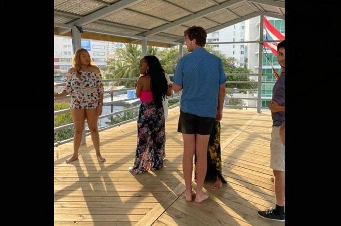 Learn Salsa in San Juan - Vivid beginner lesson - Who Should Book This Experience?