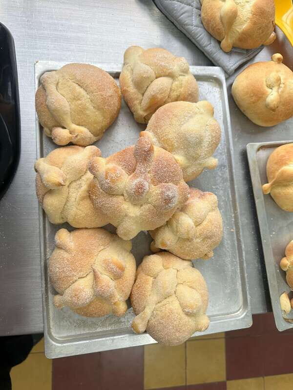 Learn to Cook Mexican Bread - Who Should Consider This Experience?