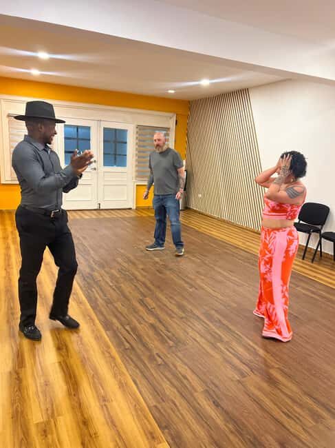 Learn to dance Bachata like a pro in Punta Cana - The Experience in Practice: A Typical Session