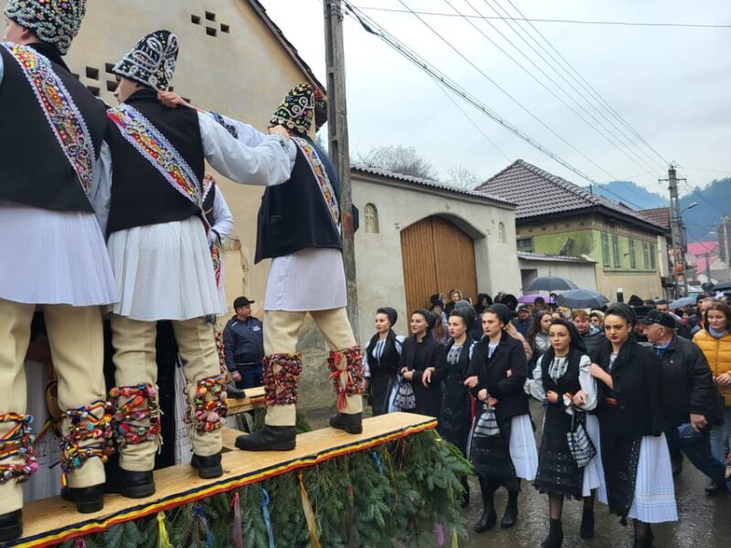 Learning toghether Transylvanian dances in Sibiu - Final Thoughts