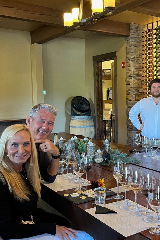 Leavenworth: Wine Tasting Experience at Silvara Cellars - Wine and Food Pairing