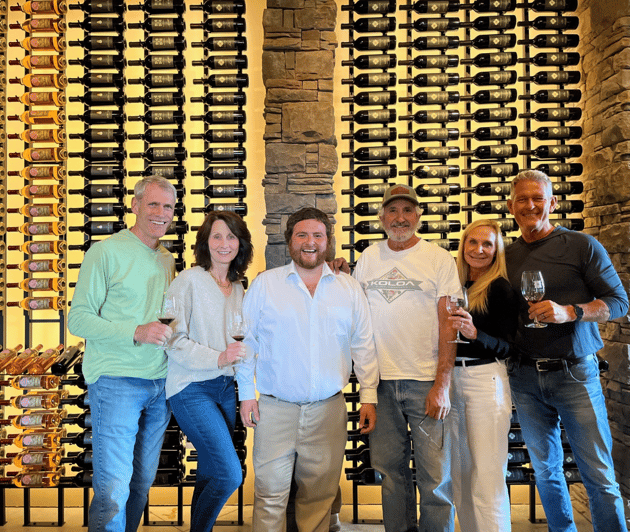 Leavenworth: Wine Tasting Experience at Silvara Cellars - Hosting and Expertise