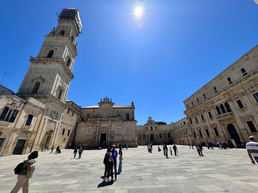 LECCE: AMONG ARCHITECTURAL TREASURES IN THE LECCE BAROQUE - Key Points