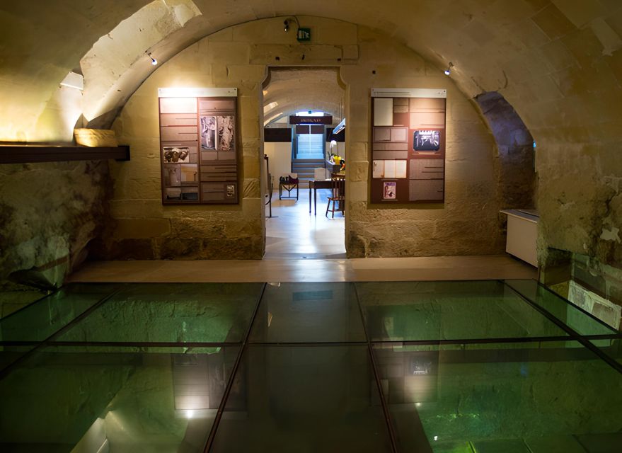 Lecce: Baroque Architecture and Underground Walking Tour - Piazza SantOronzo and Roman Ruins