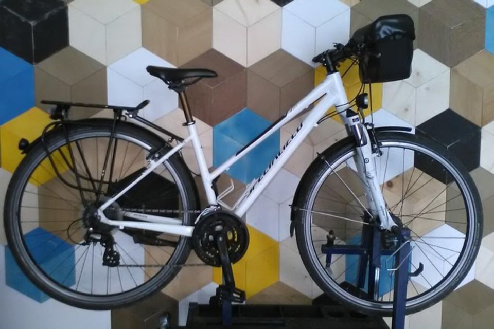Lecce: Bike Rental (City, Trekking, E-Bikes) - Key Points