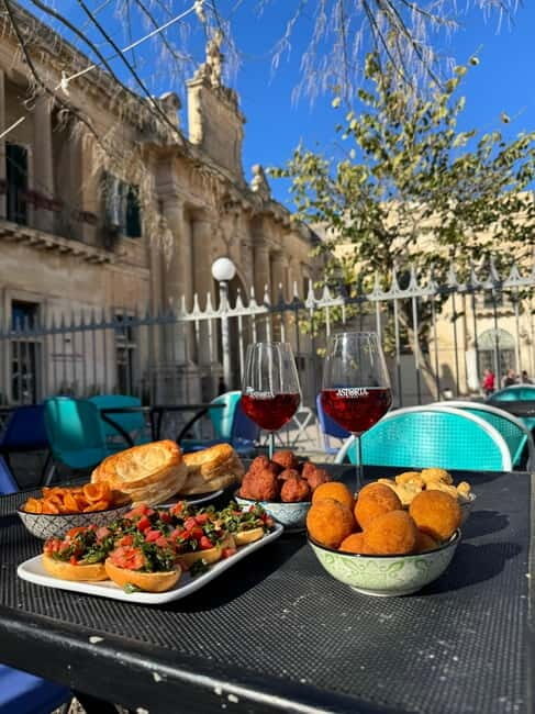 Lecce: Guided Street Food Walking Tour with Food and Wine - An In-Depth Look at the Tour Experience