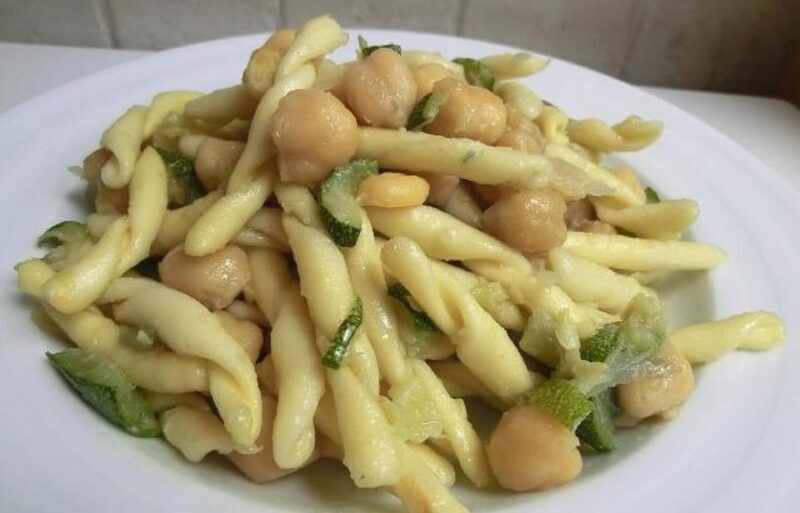 Lecce Home Cooking Class: Craft Orecchiette & Savor Wine - Authentic Flavor in Lecce: A Home Cooking Class Experience