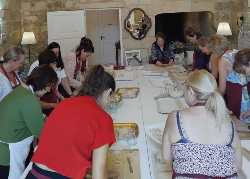 Lecce: Traditional Pasta Cooking Class with Wine - Introduction