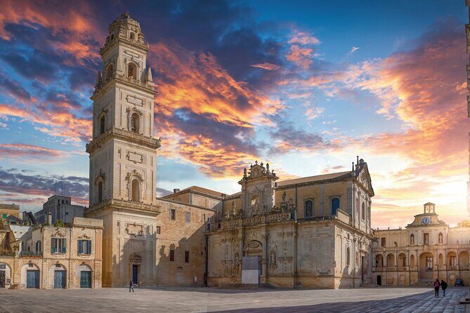 Lecce Walking Tour with Audio and Written Guide by a Local - Key Points  