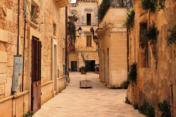 Lecce Walking Tour with Audio and Written Guide by a Local - Who Will Love This Tour?  