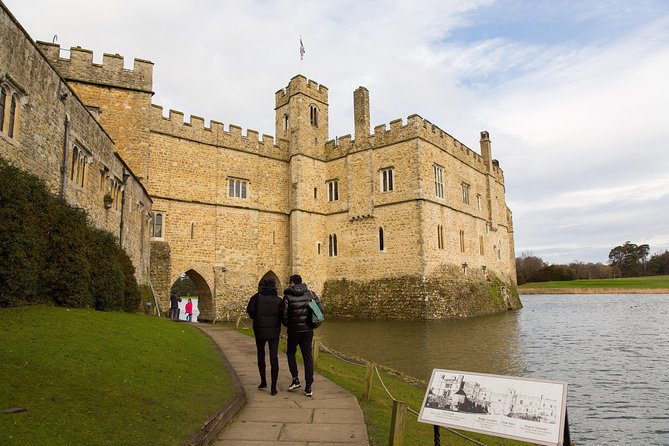 Leeds Castle, Cliffs of Dover and Canterbury Day Trip From London With Guided Cathedral Tour - Explore Leeds Castle