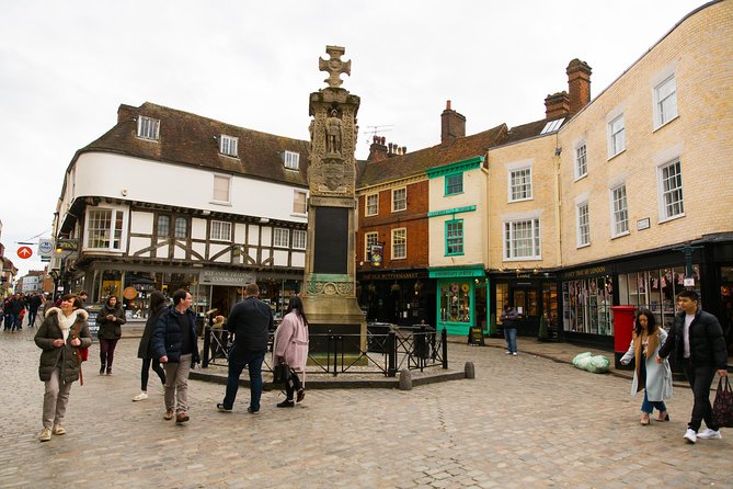 Leeds Castle, Cliffs of Dover and Canterbury Day Trip From London With Guided Cathedral Tour - Tour Duration and Group Size