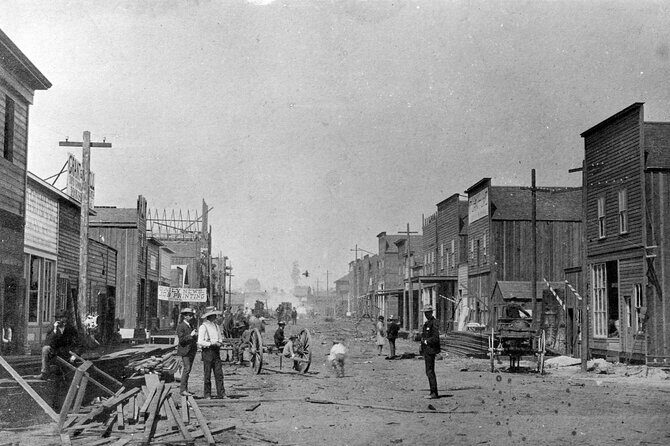 Legend of the Gastown Gold Mystery Dining Experience - What to Expect: A Closer Look at the Experience