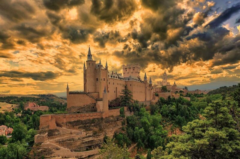 Legends and Mysteries of Segovia Tour - Key Points