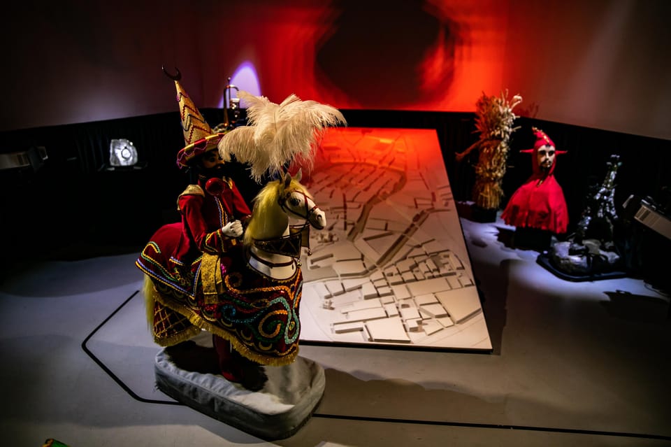 Legends of Cracow Robotic Show - Introduction