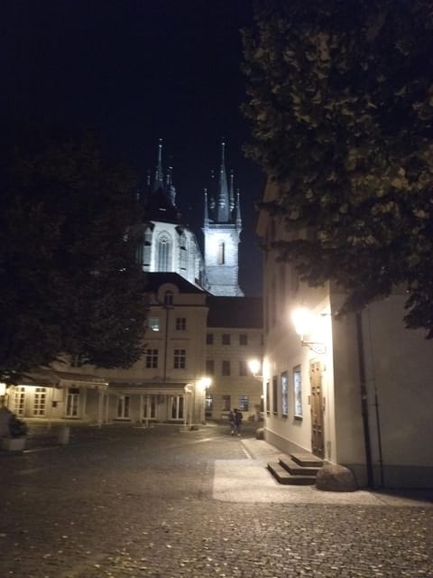 Legends of Prague's Old Town - Echoes of Pragues Tumultuous Past