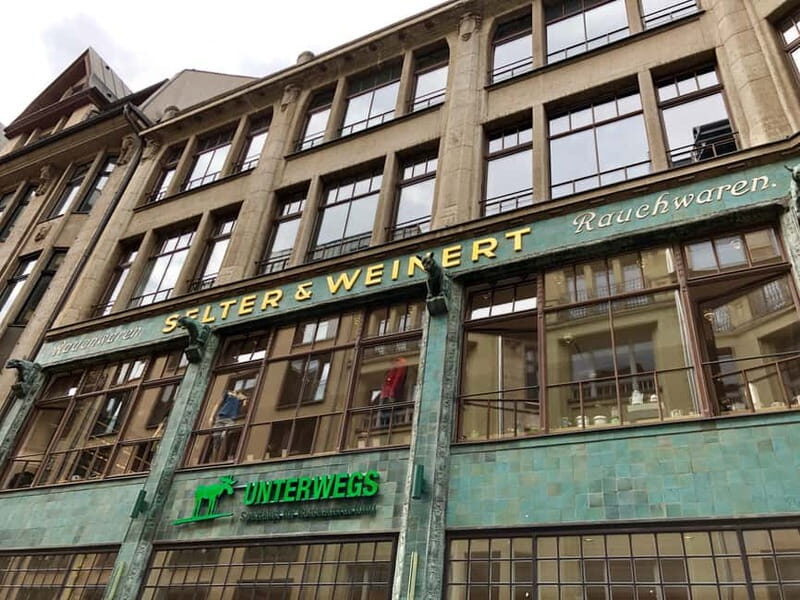 Leipzig: City Tour 2.0  Spot Past with Mobile Projections - What makes this tour different?